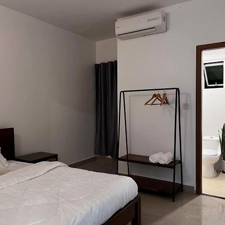 D32 Homestay Near Airport Behind Brown Coffee Airport Phnom Penh Exterior foto