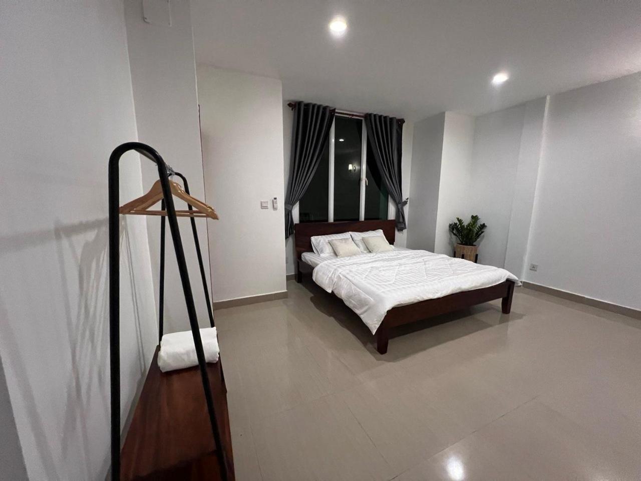 D32 Homestay Near Airport Behind Brown Coffee Airport Phnom Penh Exterior foto